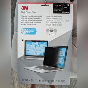3M Black Privacy Screen for 15.6" Widescreen LCD Laptops / Notebooks